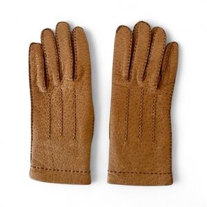 Hermès
Exotic leathers gloves
Never worn
Camel, Exotic leathers